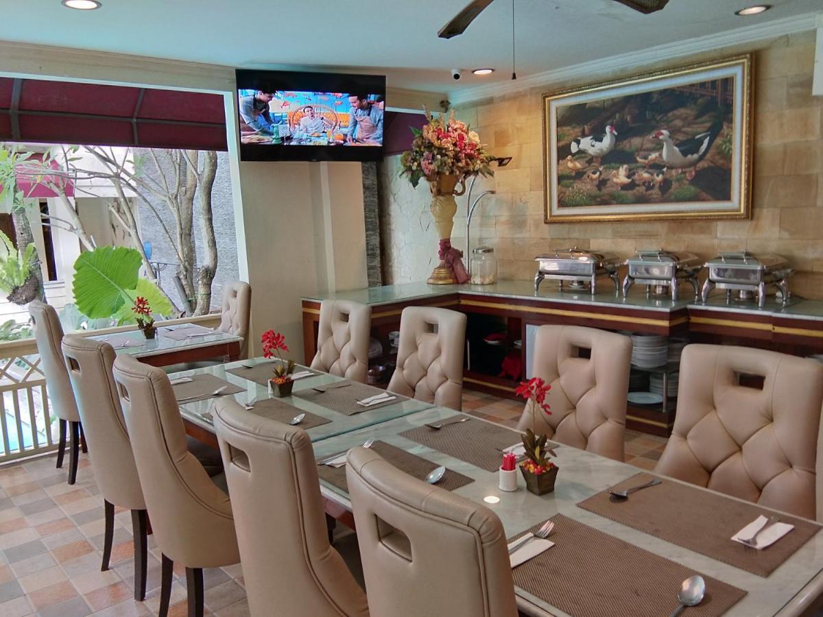 Hotel Indah Palace יוגיאקרטה מראה חיצוני תמונה