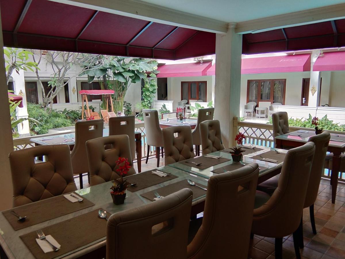 Hotel Indah Palace יוגיאקרטה מראה חיצוני תמונה