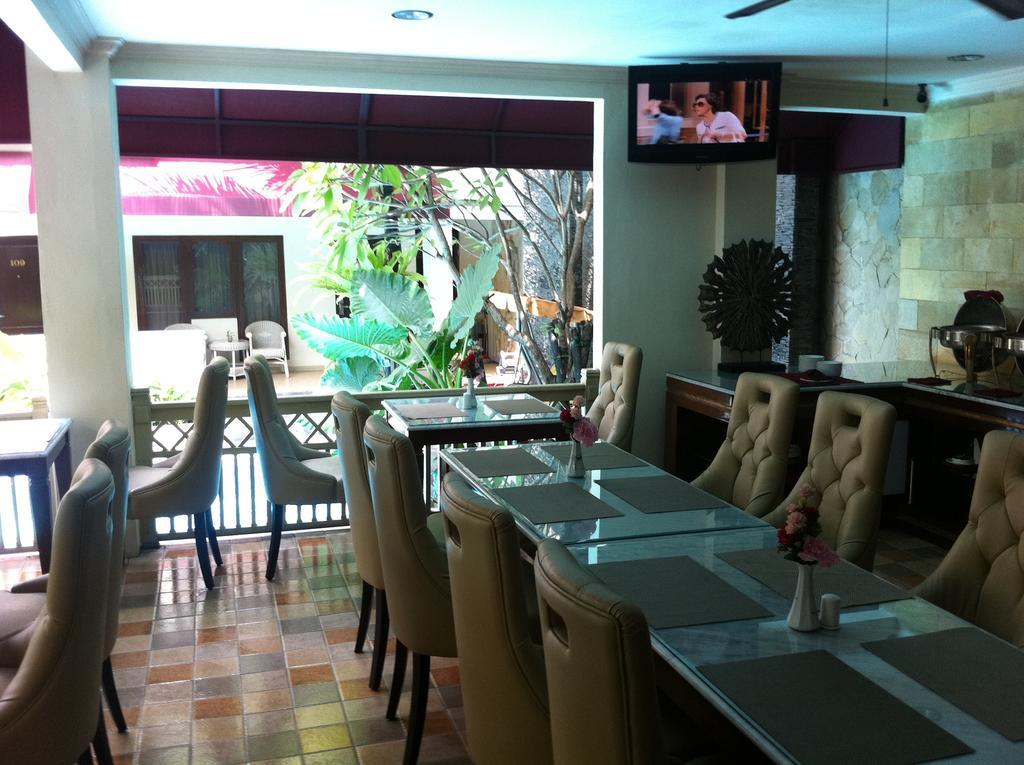 Hotel Indah Palace יוגיאקרטה מראה חיצוני תמונה