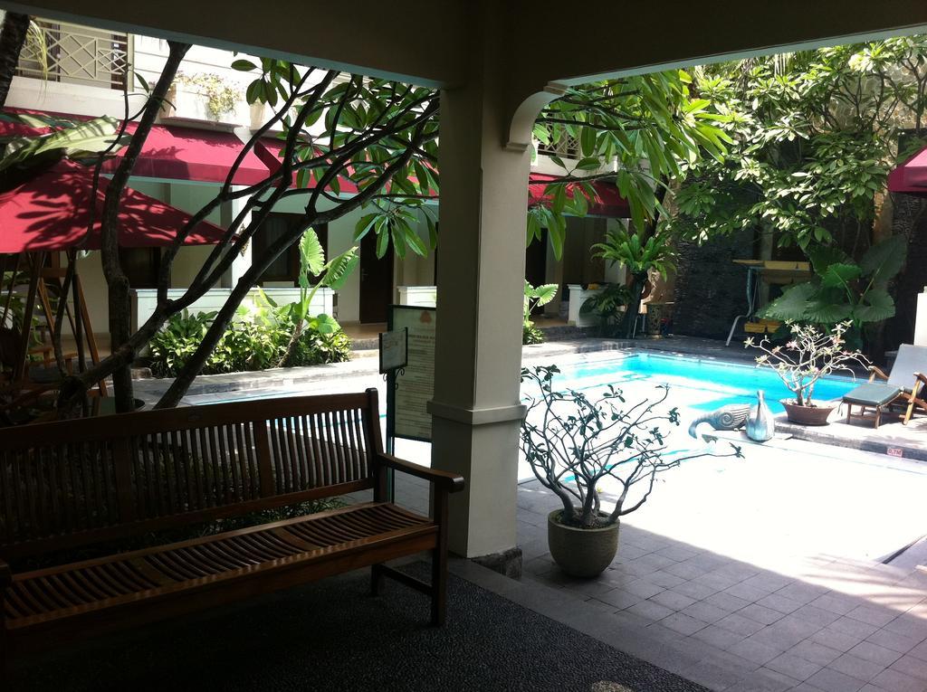 Hotel Indah Palace יוגיאקרטה מראה חיצוני תמונה