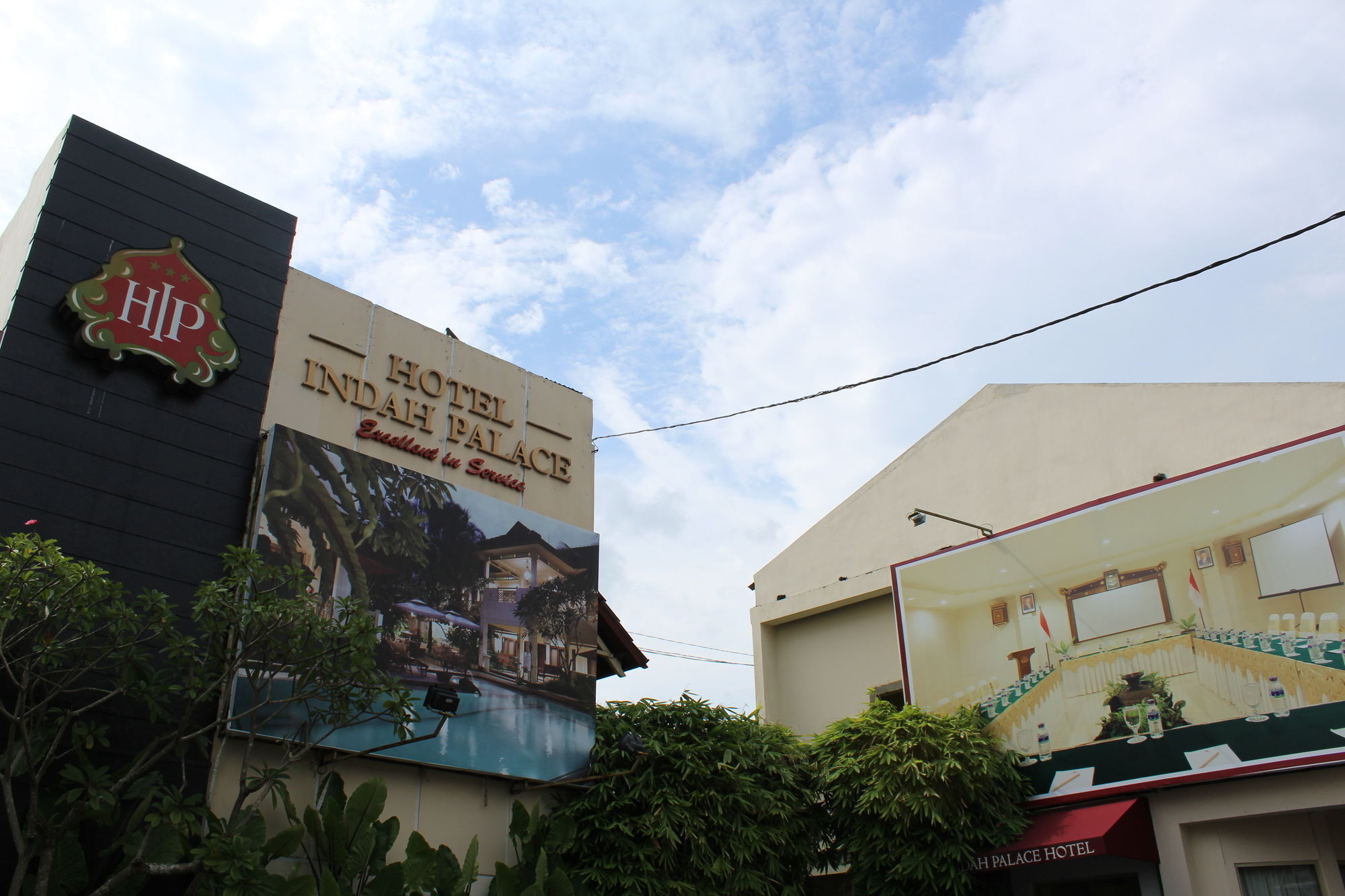 Hotel Indah Palace יוגיאקרטה מראה חיצוני תמונה