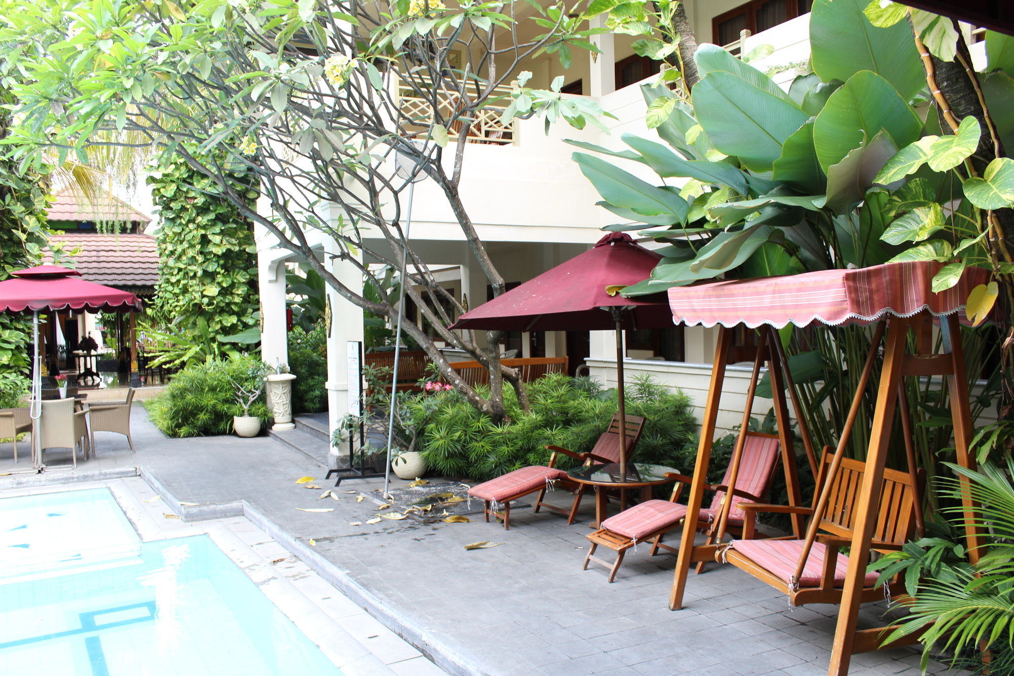 Hotel Indah Palace יוגיאקרטה מראה חיצוני תמונה
